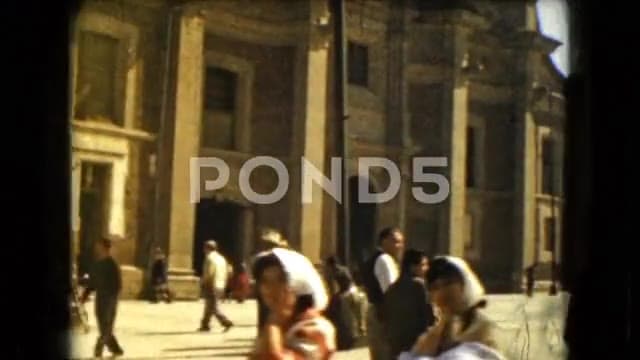 Thumbnail from Mexico City Urban Life (1955-1975) curated collection