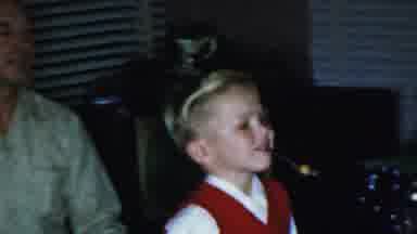 When Christmas gets wild, even spoons have a 'bean' balance issue