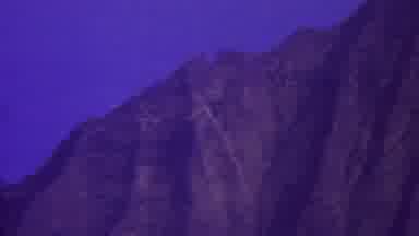 Hawaii USA (1962): Ufo Flying Near Mountain