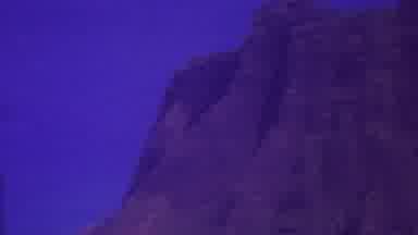 Hawaii USA (1962): Appreciating The Drop From The Top Of This Cliff