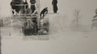 Albany New York USA (1937): People, Long Coats, Standing Close Together, A Long