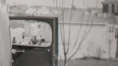 Beachwood New Jersey USA (1937): 2 Women Walking To A Meeting