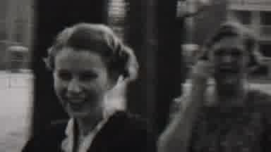 Beachwood New Jersey USA (1937): Child Not Wanting To Do What Parents Want