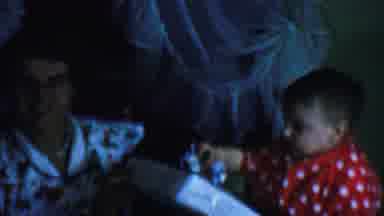Omaha Nebraska USA (1959): Gift Opening