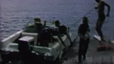 St Paul Minnesota USA (1962): Family On The Lake