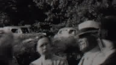Trenton New Jersey USA (1937): Conversation Between A Group Of People Is