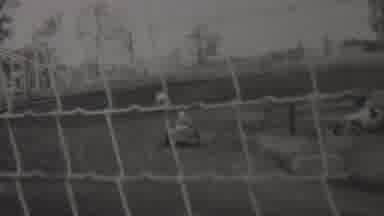 Trenton New Jersey USA (1937): Two Cars Drag Racing.