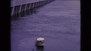 Niagra Falls New York (1964): Small Boat