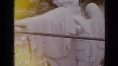 Iowa USA (1967): Entering A Creepy Italian Garden