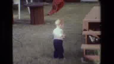Lansing Michigan (1981): Toddler Brings Mom A Present