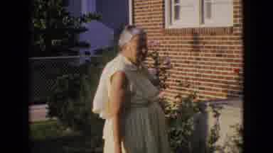 New Jersey USA (1965): An Old Woman Is Speaking With Some Childs At House