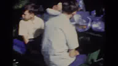 New Jersey USA (1965): Kids Drinking Soda