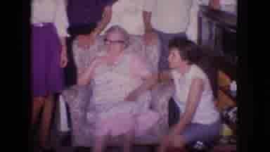 New Jersey USA (1966): Old Lady With Her Family