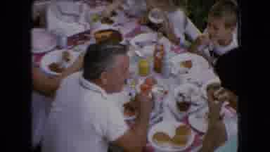 Ohio USA (1966): Family Time At The Table