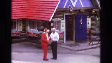 Colorado USA (1973): Santa Claus Performing For Children