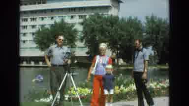 COLORADO SPRINGS COLORADO USA .-1973: There Are 3 Old People And A Child Then A