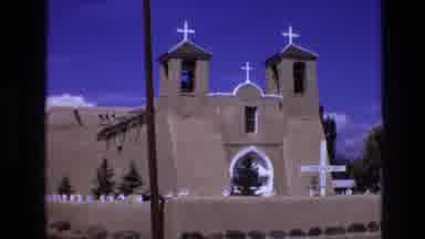 New Mexico USA (1973): Touring A Unique Building