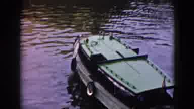 Cuba (1956): Man Swim In The Lake