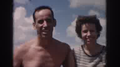 New Orleans Louisiana USA (1958): Happy Couple Vacation In Sunshine