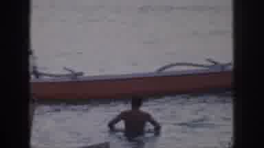 Hawaii USA (1959): Man Swimming To Rescue