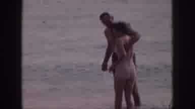 Hawaii USA (1959): Vintage Film Of Couple At The Beach Standing In The Water