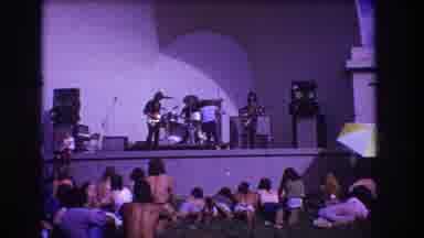 Medford New Jersey USA (1973): Concert Of Famous Singers That The People Admire