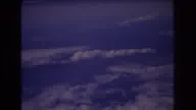Honolulu Hawaii a USA (1977): A View Of The Ocean And Clouds From The Inside Of An
