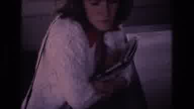 Honolulu Hawaii a USA (1977): Woman Holding Books
