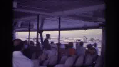 Honolulu Hawaii a USA (1977): Passenger Ride On A Vessel With Open Sides Allowing