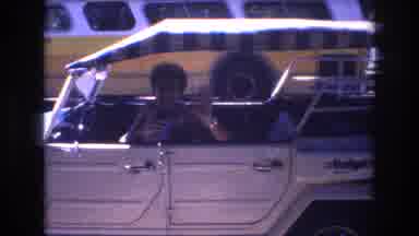 Honolulu Hawaii a USA (1977): Man In Open Top Car Chats From Window