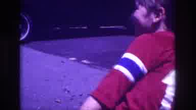 San Diego B USA (1981): Kids In The Summer Outside On The Street Waiting For The