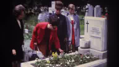 France (1967): Family Tidying Gravestone Live Flower Decoration Old Super 8 Film