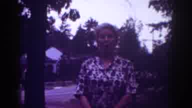Raleigh North Carolina USA (1962): The Beautiful Lady In Adorable Park Giving