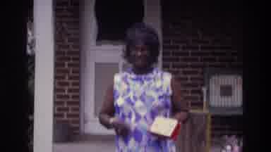 Washington DC USA (1975): One Person Walking In The Garden And Another Person Is