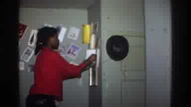 Washington DC USA (1975): Adolescent Teenager Decorating The Grey Walls With