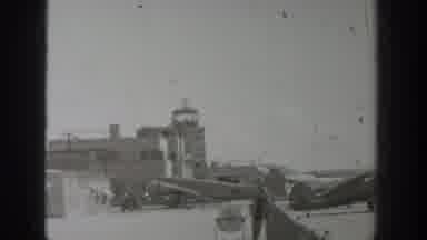 Wyoming USA (1939): Three Foreigners Were Visit To Tourist Places At Seashore