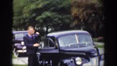 Wyoming USA (1939): Some People Greeting And Getting Away In A Volkswagen Beetle