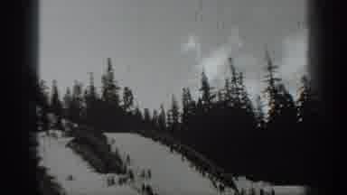 Washington USA (1940): Vintage External Distant And Close Shot Of Ski Slope At An