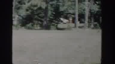 Wisconsin USA (1953): Tour Through The Big Backyard Surrounded By Some Trees And A