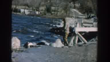 Wisconsin USA (1957): Watching The Waves