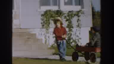 Michigan USA (1958): The Two Kids Are Well Playing In The Wonderful Garden