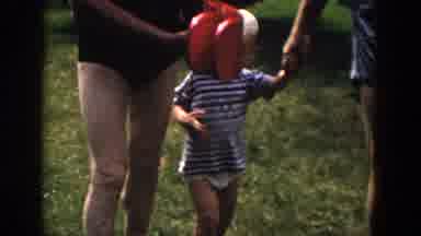 Wisconsin USA (1958): Family At The Lakeside On Vacation
