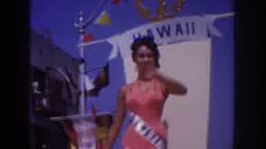 California USA (1952): Miss Hawaii And Miss Holland Beauty Pageant Parade Circa