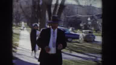 Idaho USA (1955): Man And A Woman Gets Of Red Car
