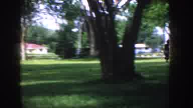 Idaho USA (1955): Lady Run In The Park