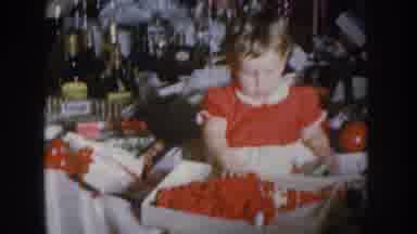Nebraska USA (1955): Baby Playing With Blanket