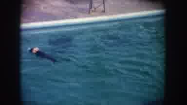 California USA (1962): Are They Having Fun? I Love Sea Life But The Don't Belong