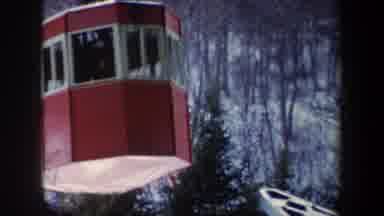 New York USA (1962): Red Cable Car In Operation