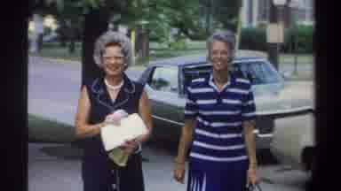 Gainsville Florida USA (1974): Well Dressed Vintage Man And Women Casually