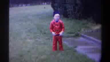 Gainsville Florida USA (1974): A Girl Lock The House And By The Way To Child